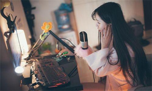 娱乐圈里吃瓜的直播主播,揭秘娱乐圈吃瓜主播背后的故事